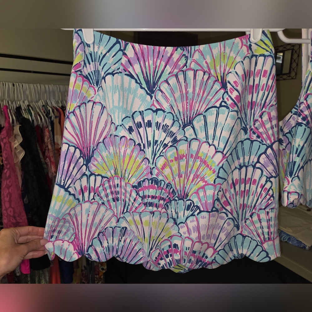 Lilly Pulitzer Oh Shello  2 Piece Set - Picture 4 of 5